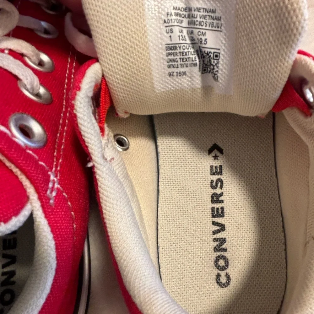 Converse Kids Chuck Taylor Red Black White Canvas Tennis Shoes Sneakers